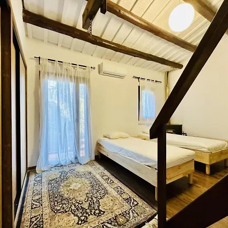 度假居 Agudes Costabravasi *